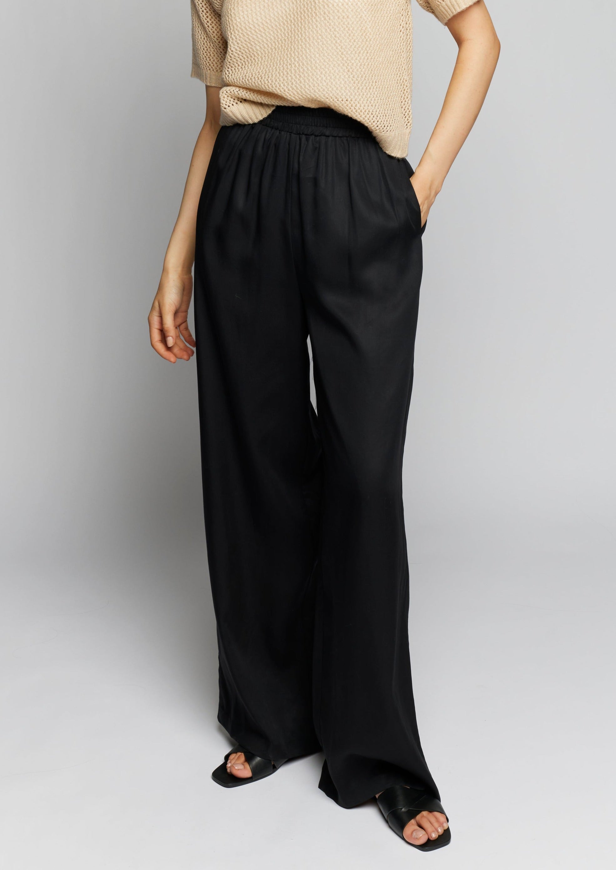 Gemma Pant – Forth & Nomad