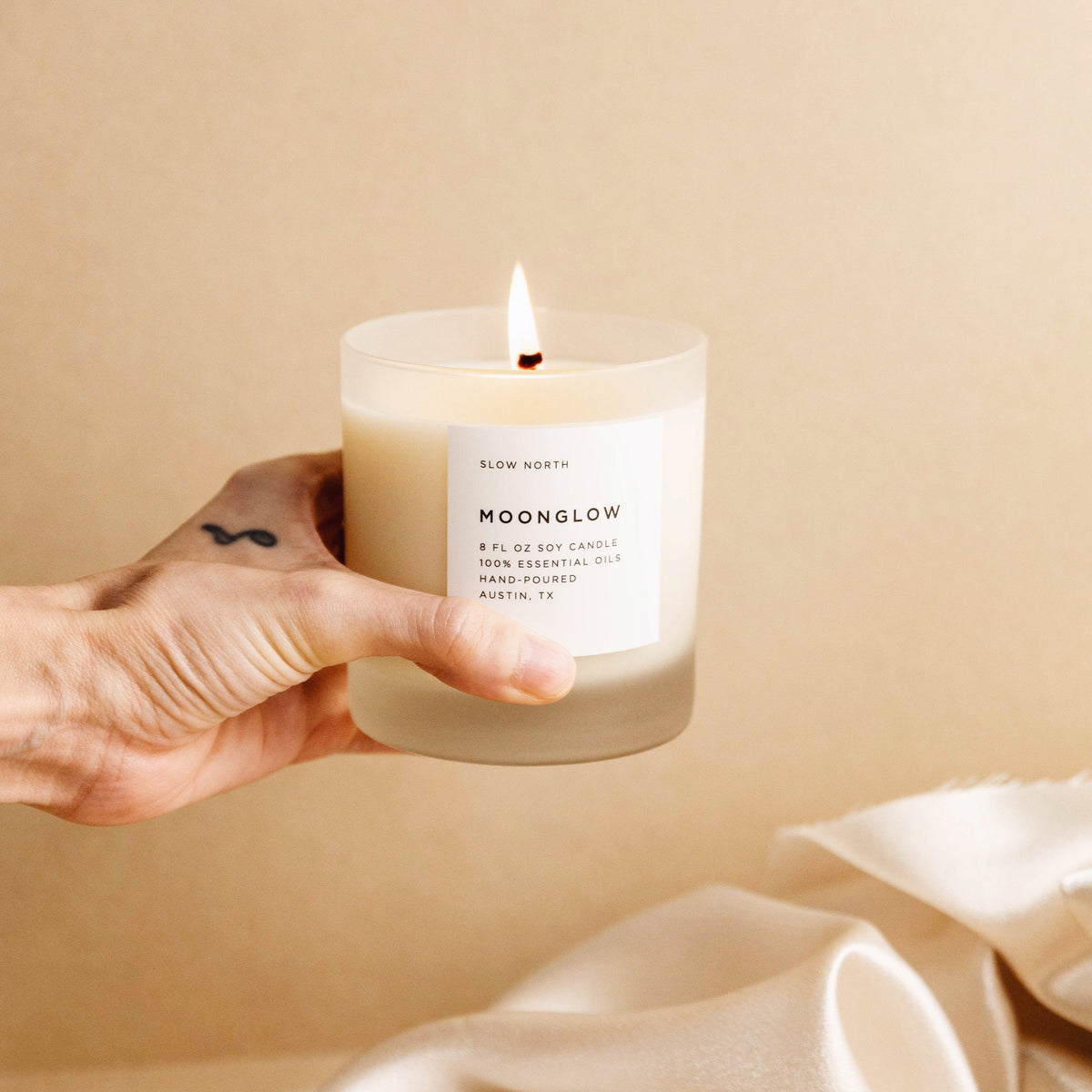 Moonglow - Signature Candle (Patchouli + Cinnamon + Black Pepper) by Slow North – view 6