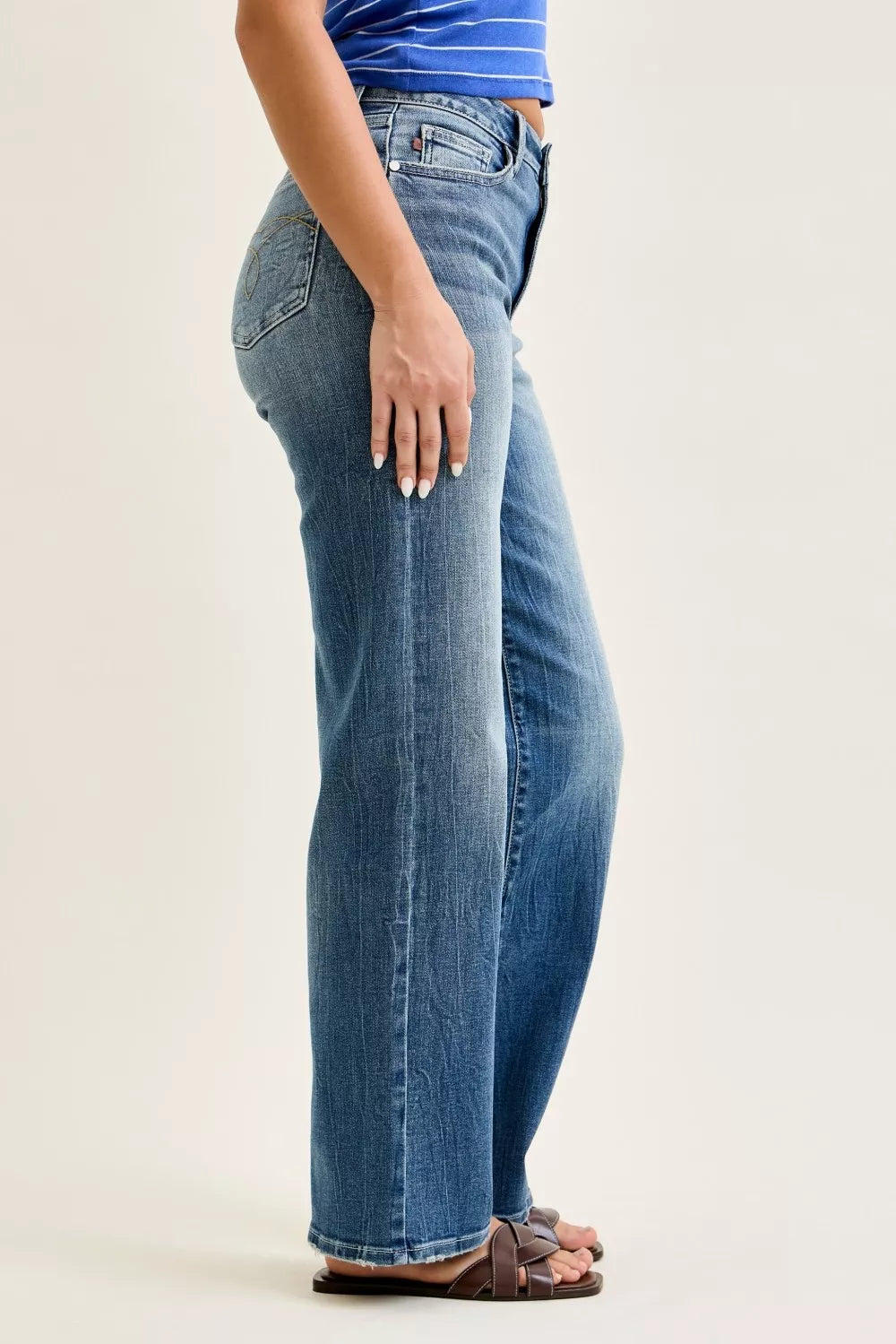 Judy Blue Mid Rise 90s Straight Jeans – view 2