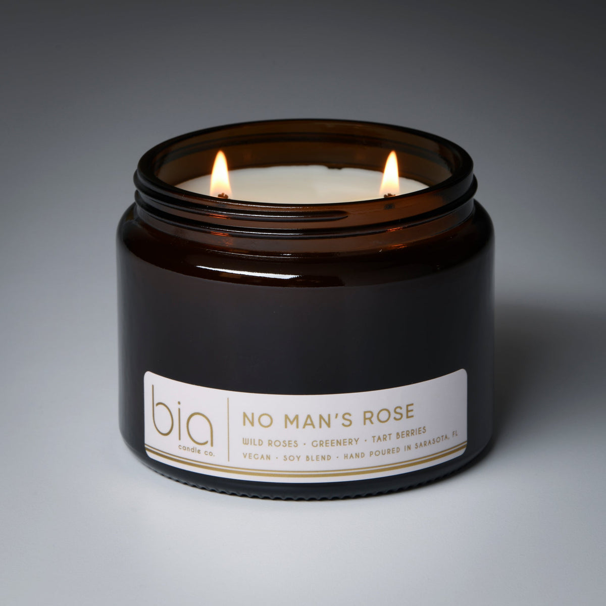 No Man’s Rose Soy Blend Candle — Blooming Rose, Currant & Moss by Bia Candle Co – view 8